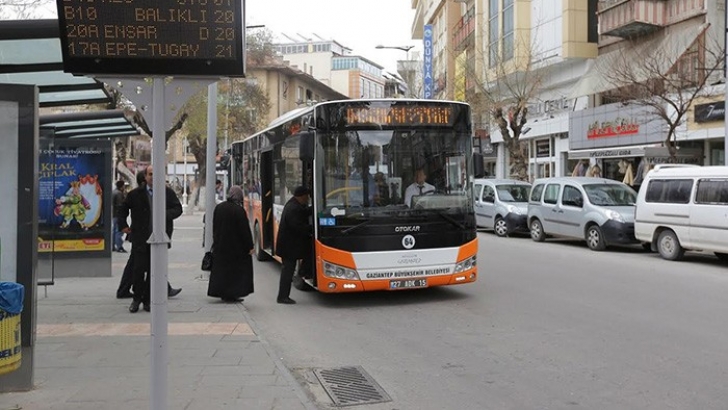 BÜYÜKŞEHİR’DEN ÜNİVERSİTE ADAYI ÖĞRENCİLERE ULAŞIM KOLAYLIĞI