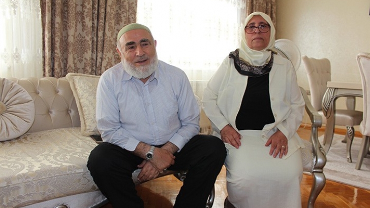  Adalet Bakanı Gül'e annesinden, "O hep başkandı" övgüsü