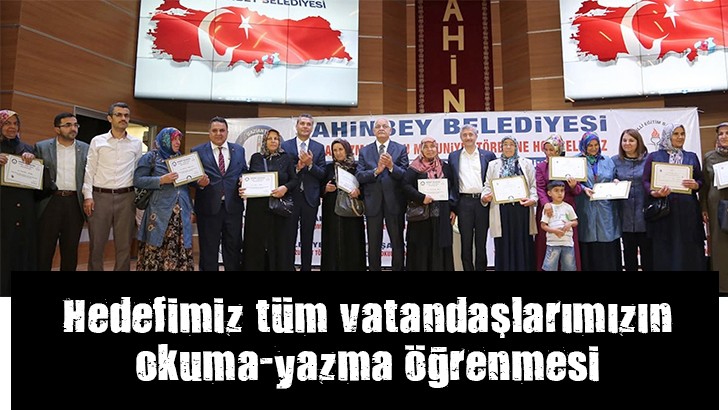 Şahinbey Belediyesi okuma-yazma öğrenenlere kahve fincanı hediye ediyor 