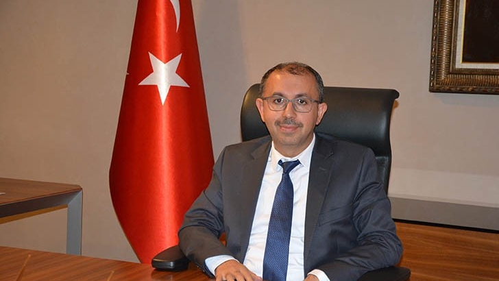 Ahmet Kaplan’dan 25 Aralık kutlaması