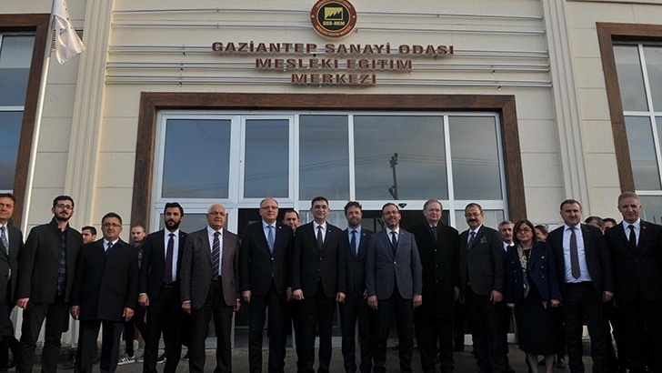 Bakan Kasapoğlu GSO-MEM'i ziyaret etti 