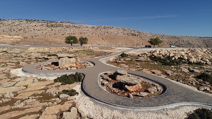 Büyükşehir, dolmen kaya mezarlarını turizme kazandırdı