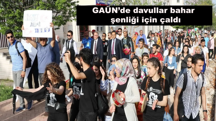 GAÜN’de davullar bahar şenliği için çaldı