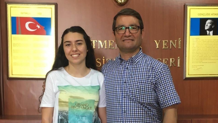 Sani Konukoğlu Ortaokulu Öğrencisi Türkiye Birincisi Oldu