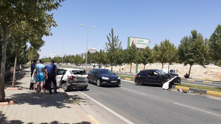 Gaziantep'te Adres Sorma Kazası: 3 Yaralı