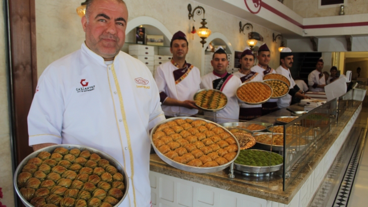 Baklavacılar Bayram Mesaisine Başladı, Üretim İki Katına Çıkarıldı