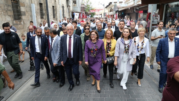 GASTROANTEP BÜYÜLEDİ!