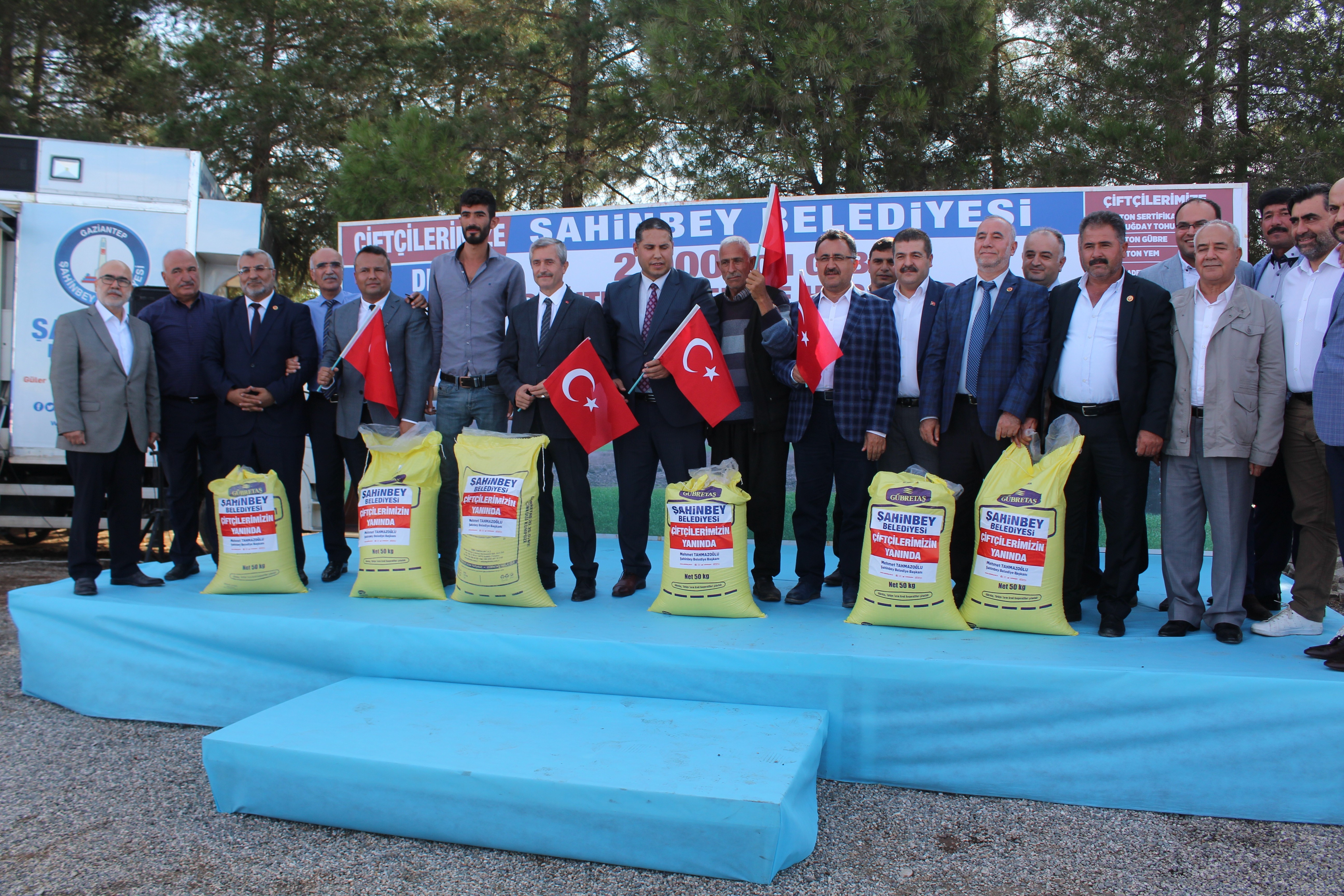 Şahinbey’den Çiftçilere 2 Bin Ton Gübre Dağıtımı