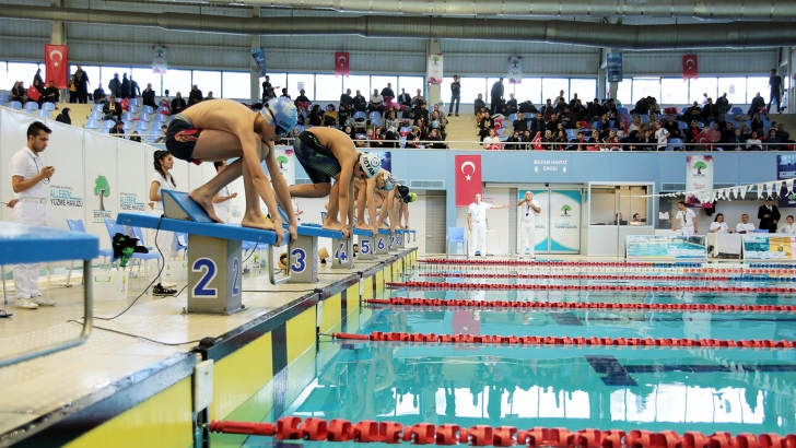 KURTULUŞ GÜNÜ SPOR ORGANİZASYONLARI BAŞLADI