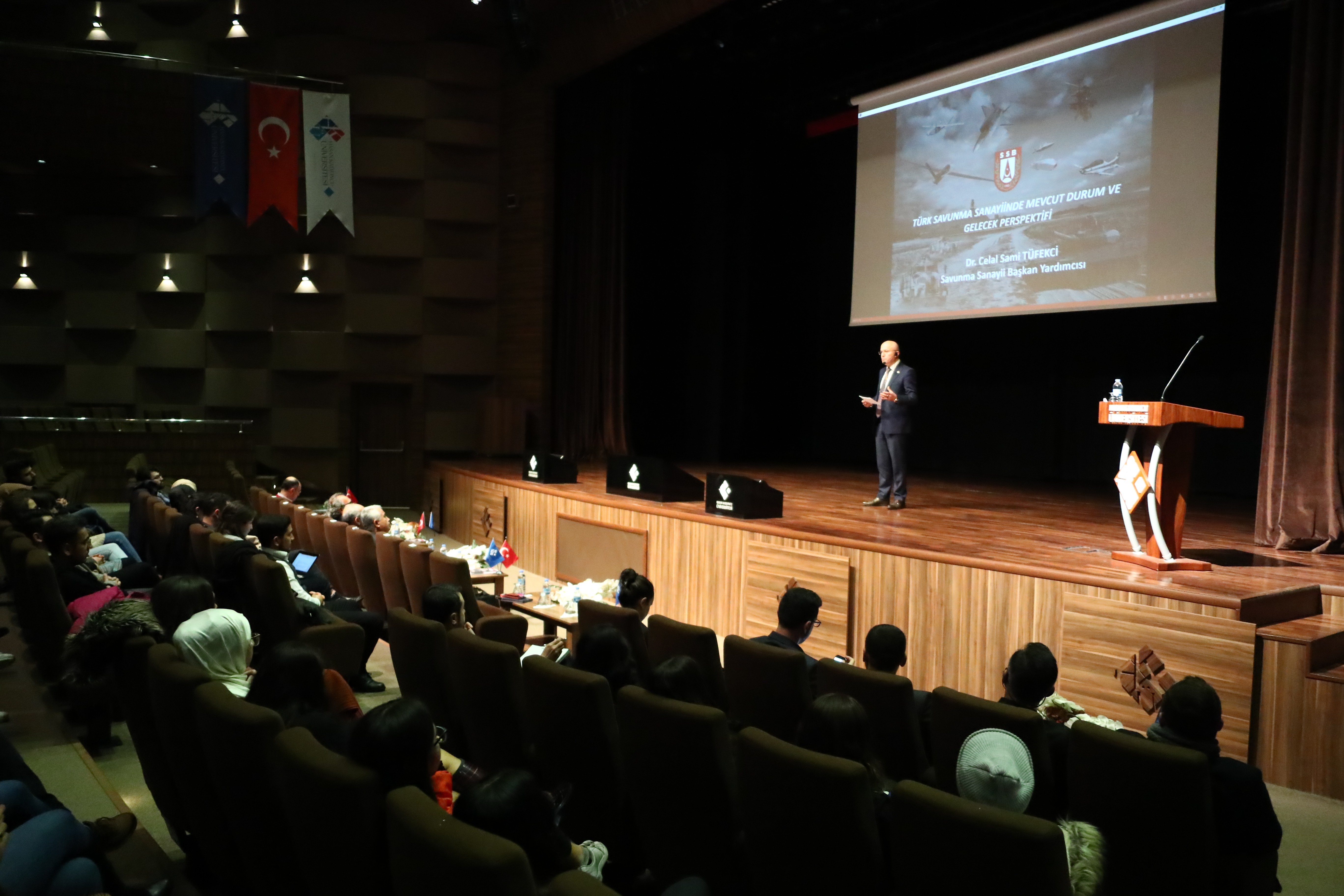 Savunma Sanayii Okuryazarlığı Sertifika Programı ilk kez HKÜ’de