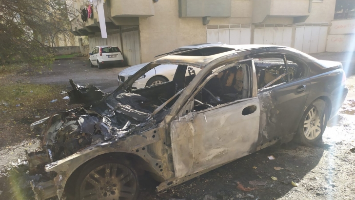 Gaziantep'ta otomobilden gelen patlama sesleri korkuttu