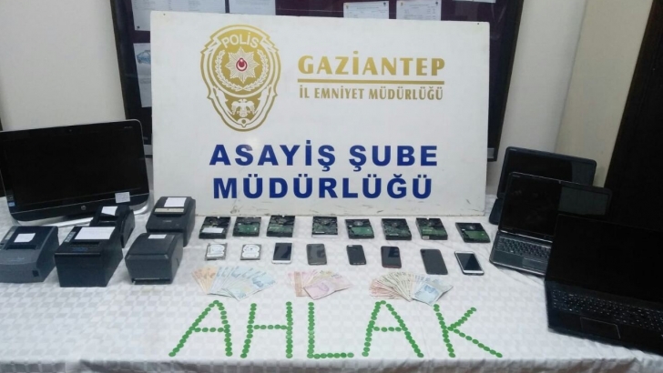 Gaziantep’te yasa dışı bahis operasyonu: 12 gözaltı