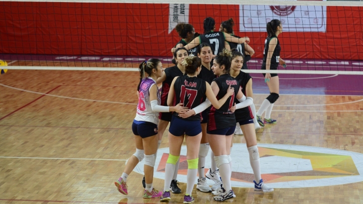 ADAMSPOR GALİBİYETLE BAŞLADI