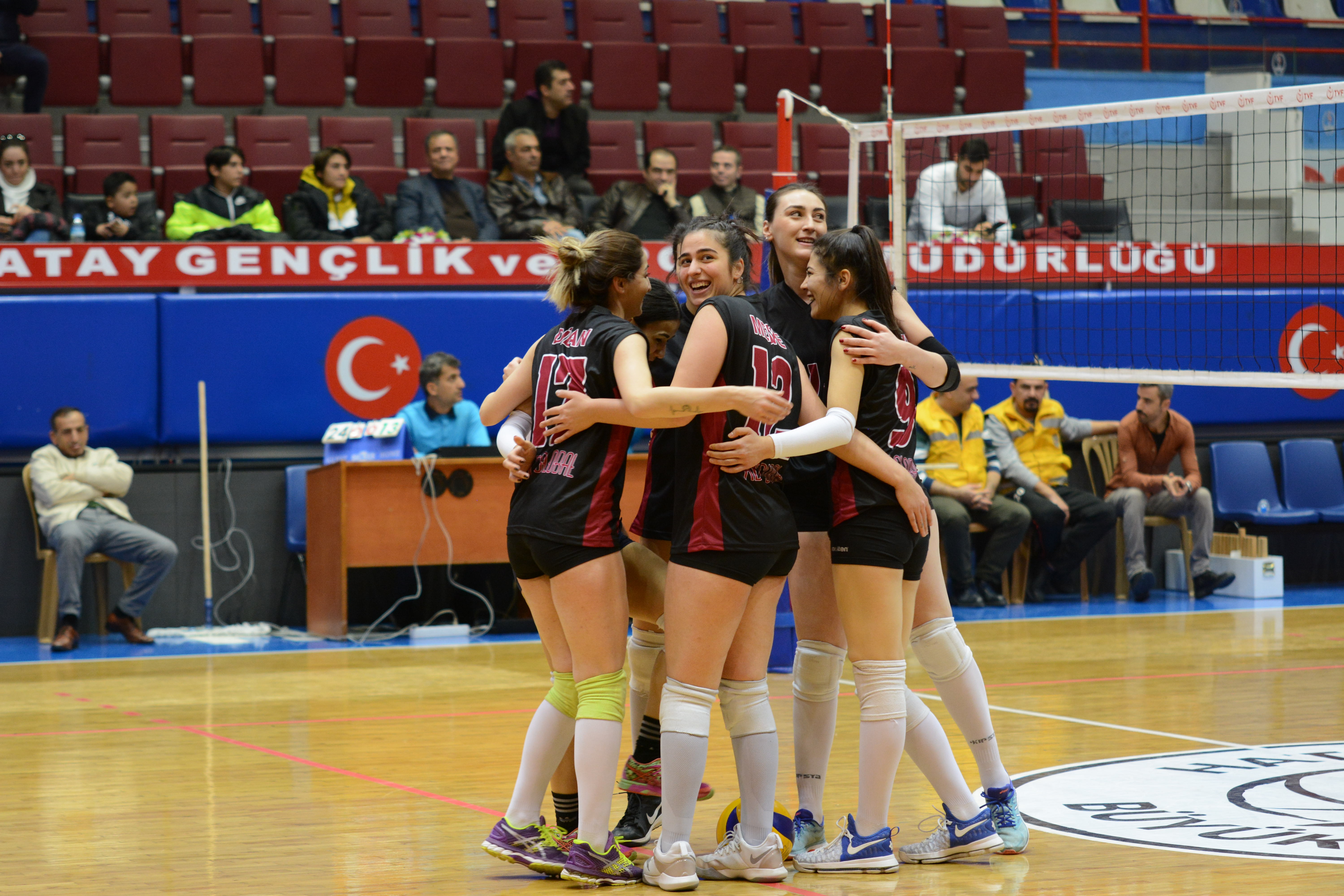 Adamspor seriye bağladı  3-0