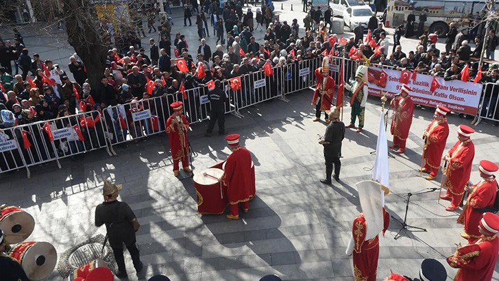 Mehteran takımı gönüllere dokundu