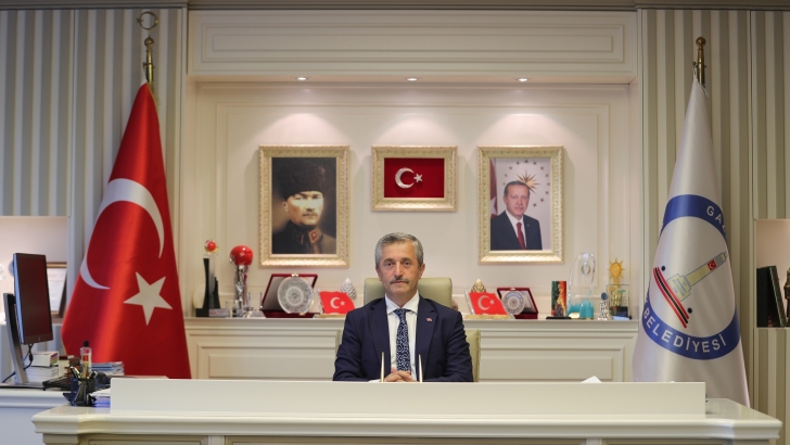 BAŞKAN TAHMAZOĞLU ÜÇ AYLAR VE REGAİB KANDİLİNİ KUTLADI