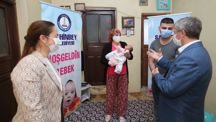 ŞAHİNBEY BELEDİYESİ 120.000’İNCİ BEBEĞE HOŞ GELDİN DEDİ