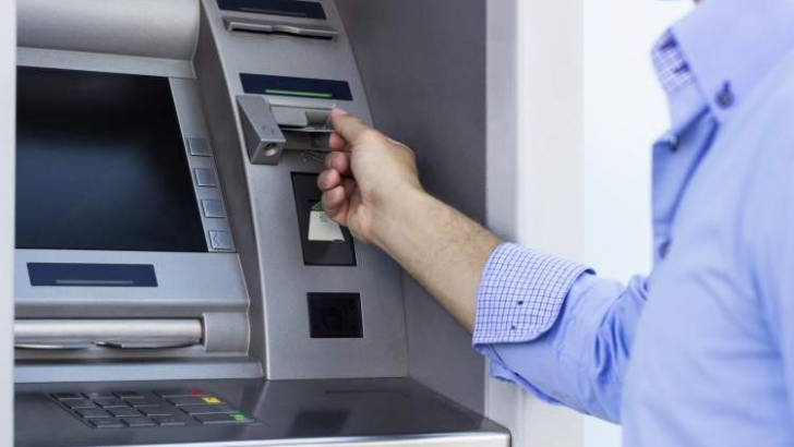 Gaziantep'te ATM'lere kart kopyalama aparatı yerleştiren 2 kişi yakalandı