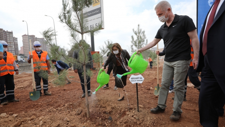 ŞEHİR MERKEZİNDE YAKLAŞIK 352 BİN METREKARELİK ALAN AĞAÇLANDIRILACAK