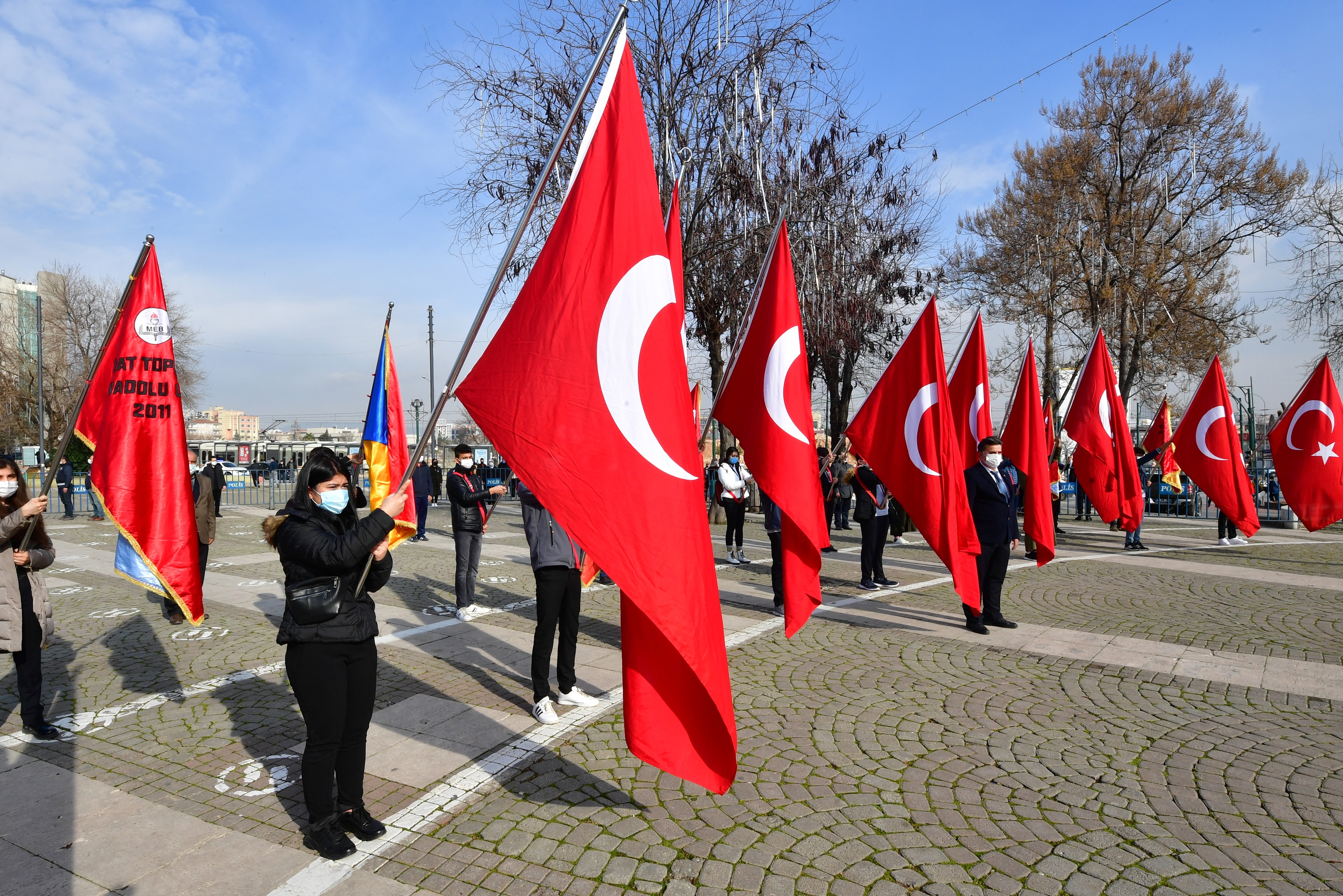 GAZİANTEP'E "GAZİ" UNVANI VERİLİŞİNİN 100. YILI KUTLANDI