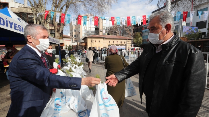 ŞAHİNBEY BELEDİYESİ’NDEN 150.000 FİDAN