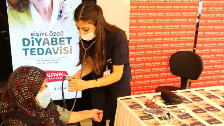 MEDICAL PARK GAZİANTEP HASTANESİ’NDE 18-24 MART YAŞLILAR HAFTASI ETKİNLİĞİ.