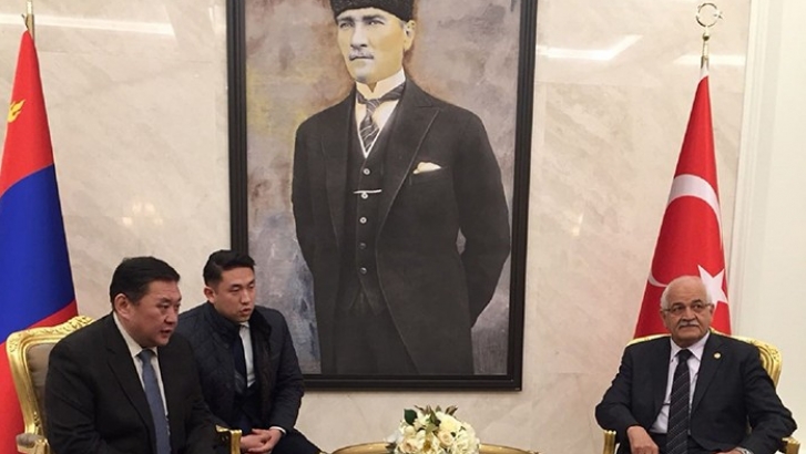 Milletvekili Mehmet Erdoğan’a Moğolistan’ın en büyük devlet nişanı