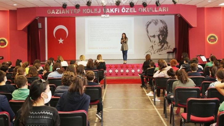 GKV’de Sağlıklı Beslenme ve Duygusal Yeme Semineri