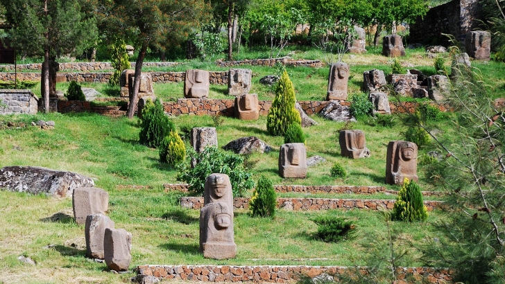 YESEMEK HEYKEL ATÖLYESİ’NDE 31 YIL SONRA ARKEOLOJİK KAZILAR TEKRAR BAŞLADI