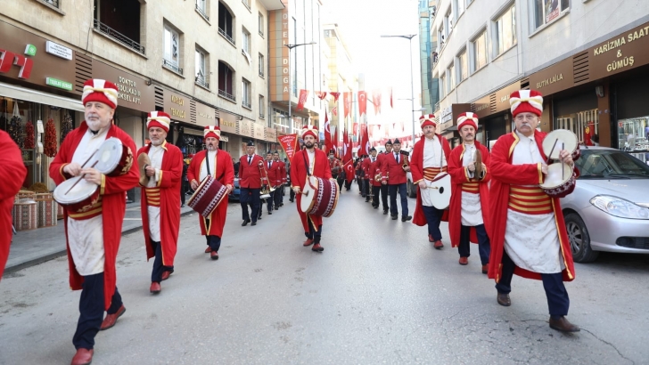 KURTULUŞ’UN YÜZÜNCÜ YILINDA İLK TÖREN 15 TEMMUZ DEMOKRASİ MEYDANI'NDA YAPILDI